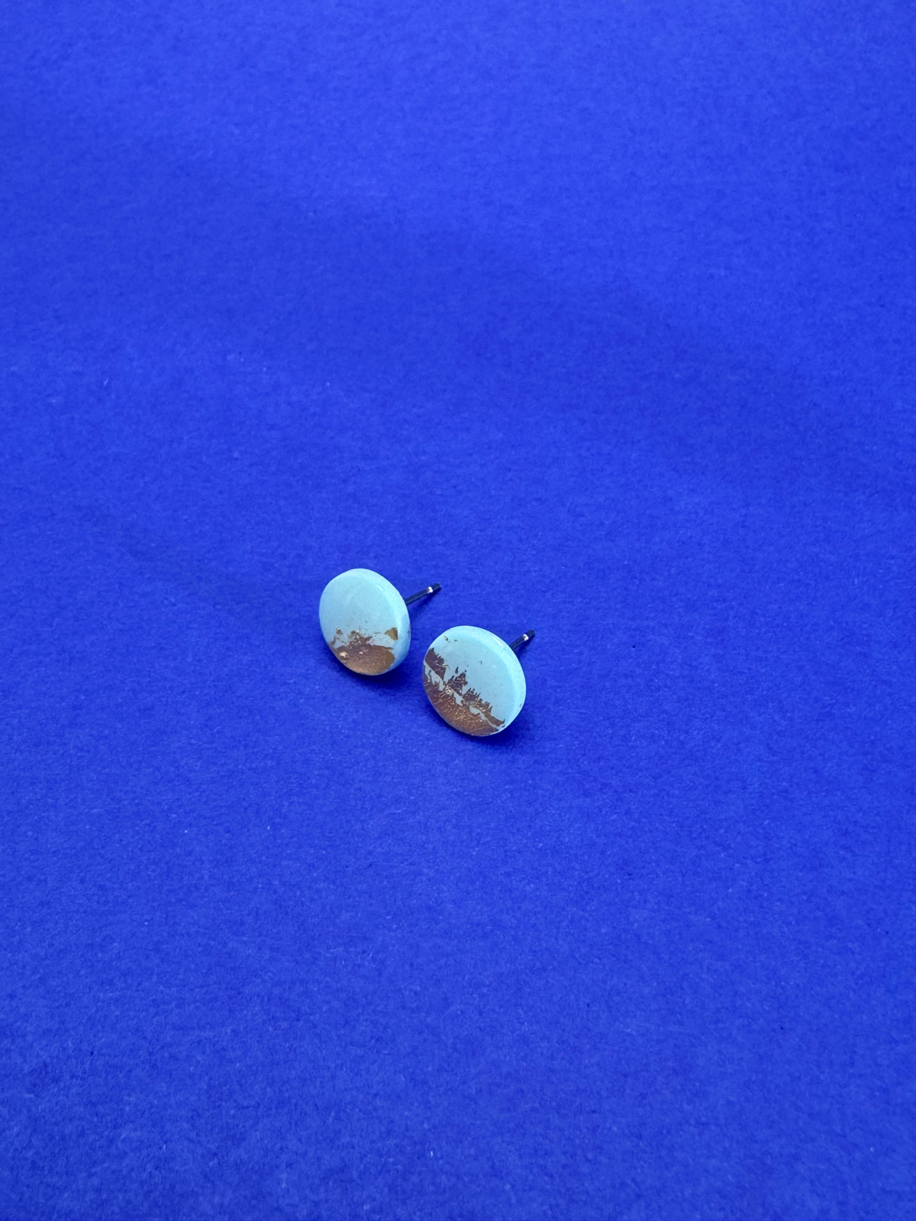 Basic Stecker Bold