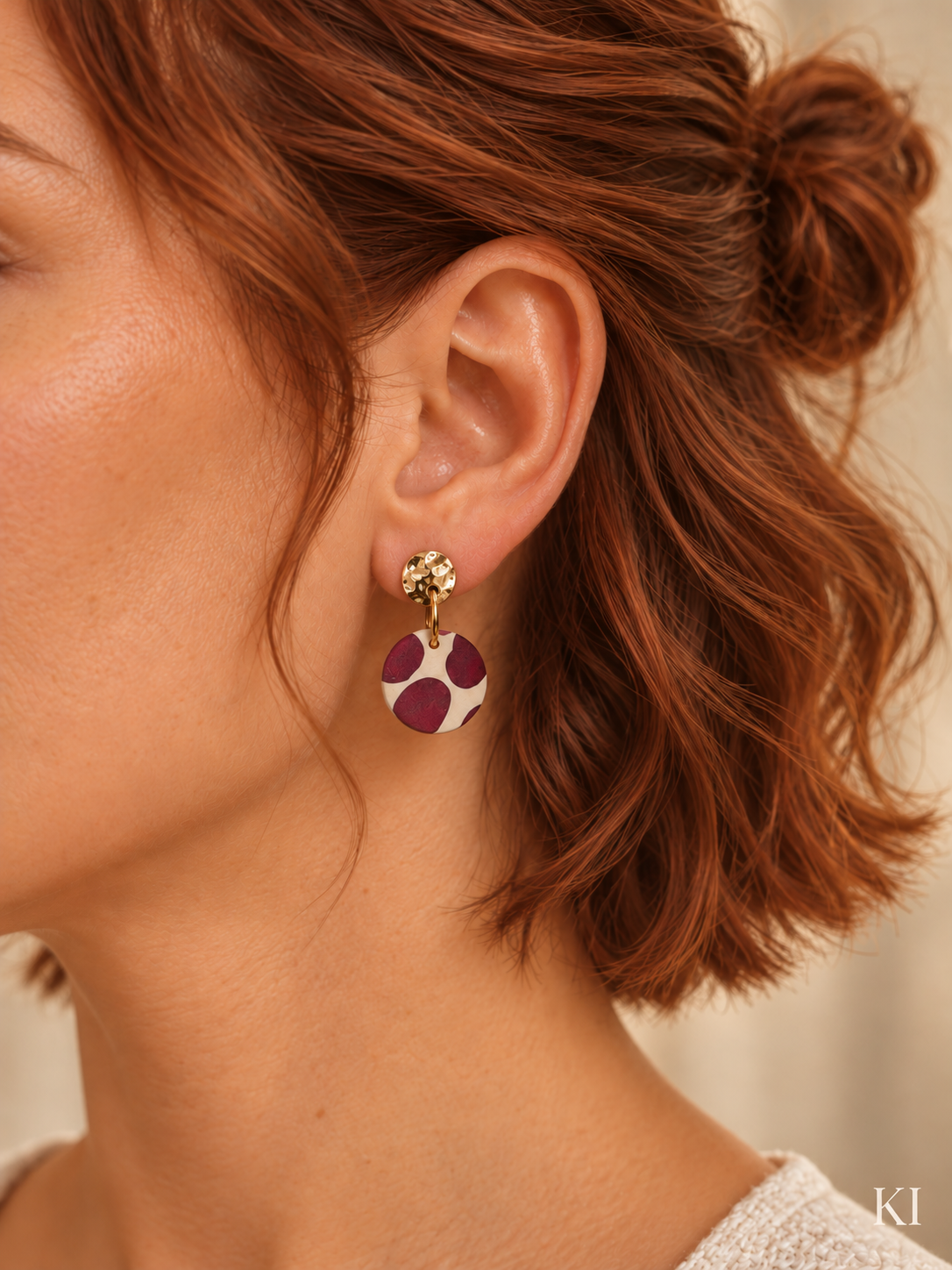 Burgundy Leo Casual